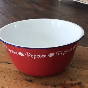 🍿FUN POPCORN BOWL🍿!  Red enamel coated bowl.